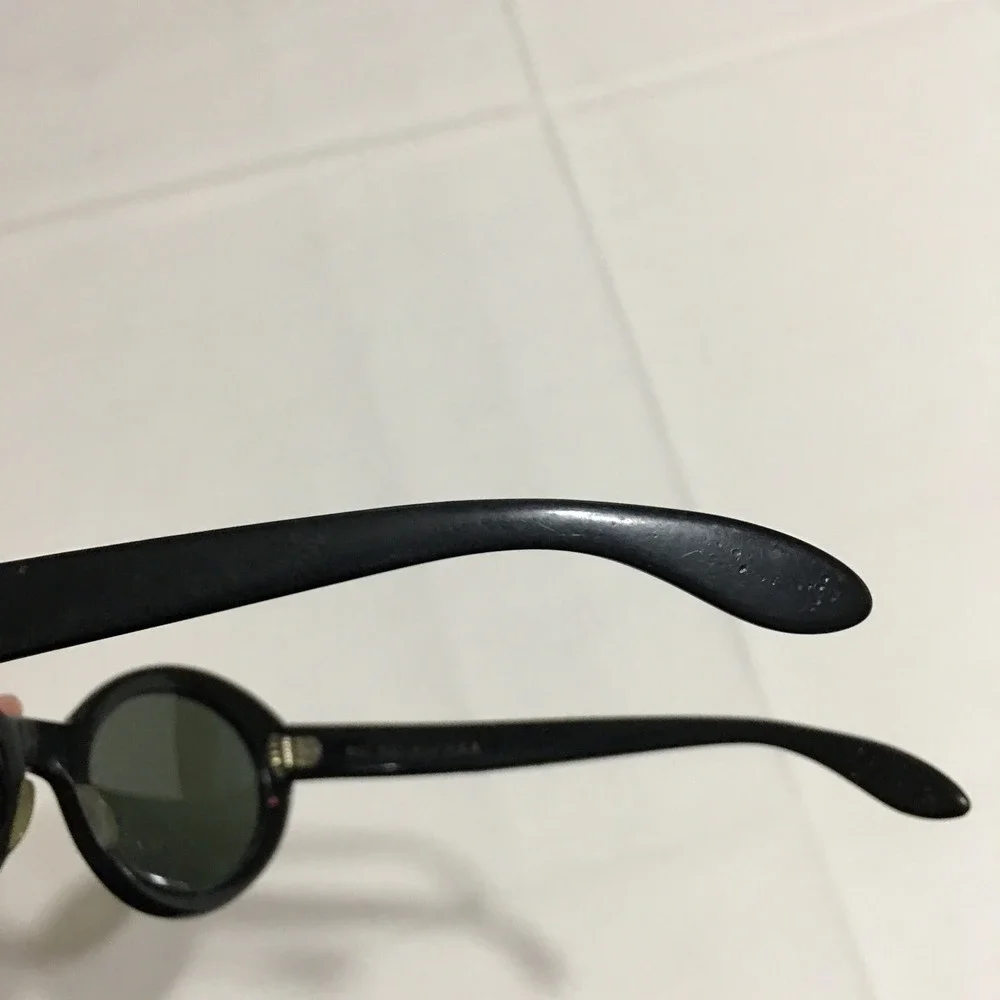 Vintage Ray-Ban B&L Bewitching Sunglasses Womens Black Oval